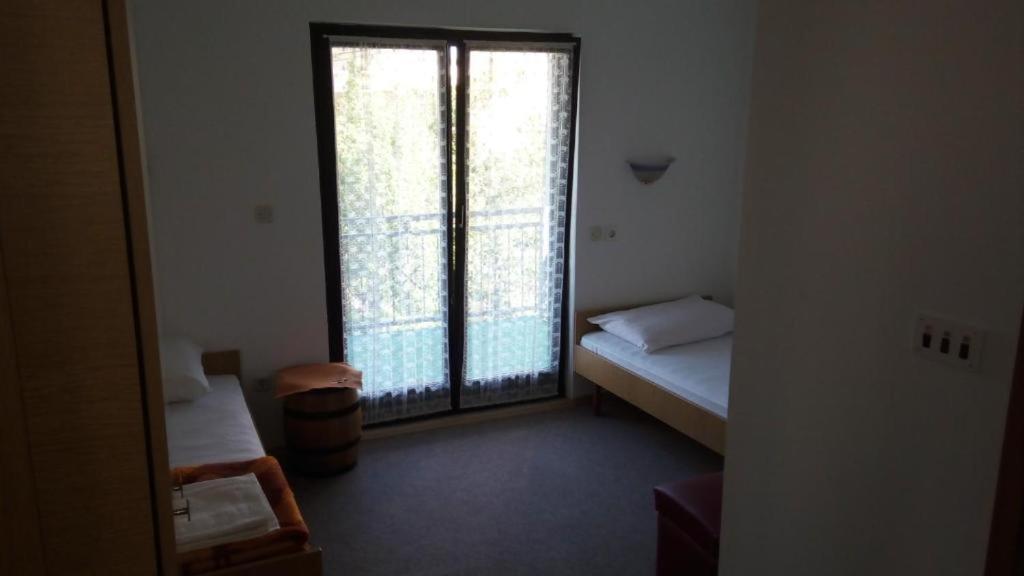 Rooms Rafomarija Međugorje エクステリア 写真
